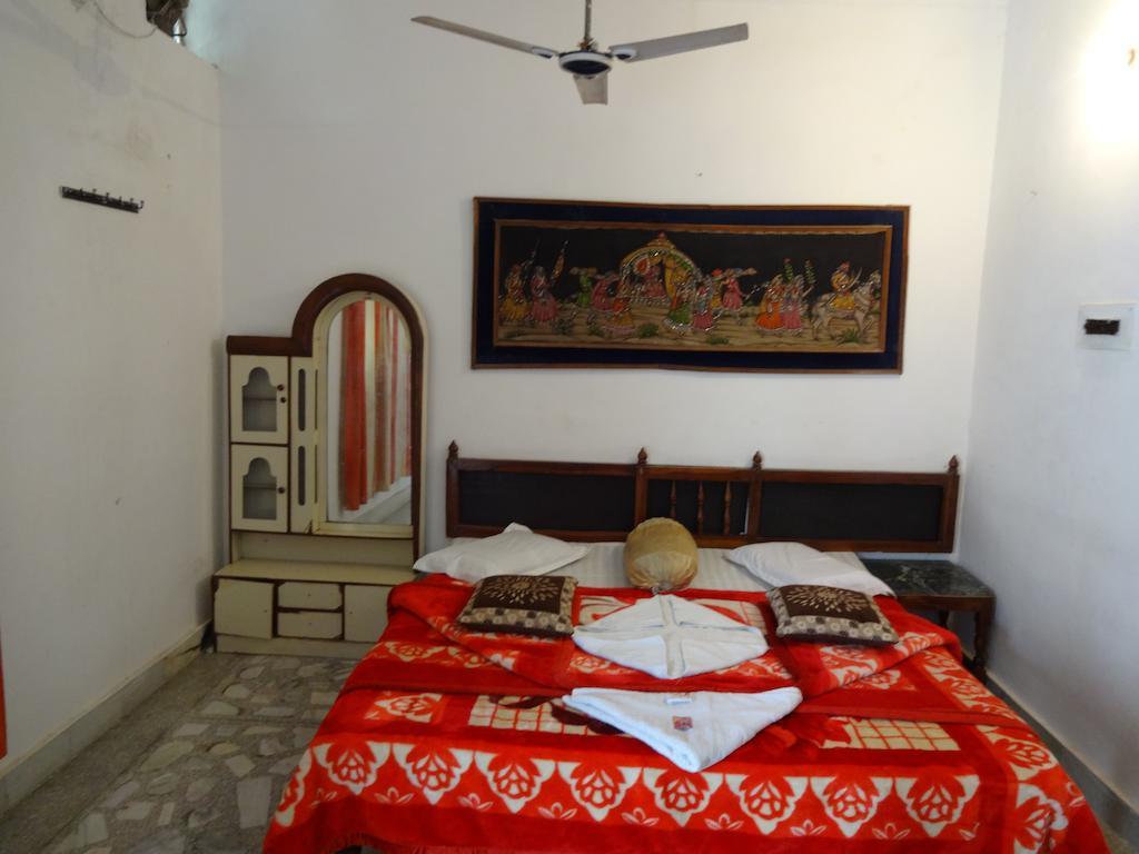 Hotel Fort View Orchha Bilik gambar