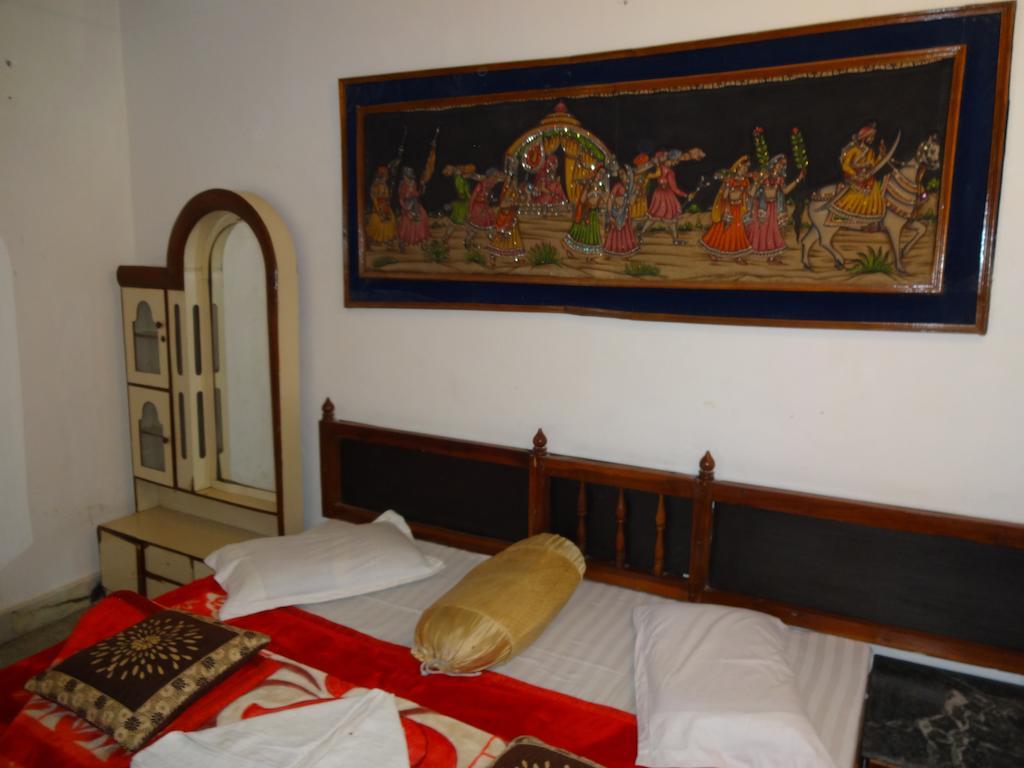 Hotel Fort View Orchha Bilik gambar